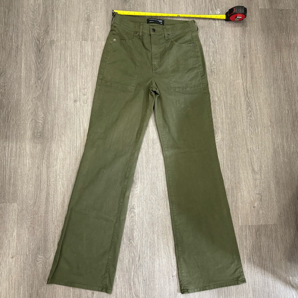 Veronica Beard Crosbie Patch Pocket Slim Wide-Leg Pant - Picture 5 of 6